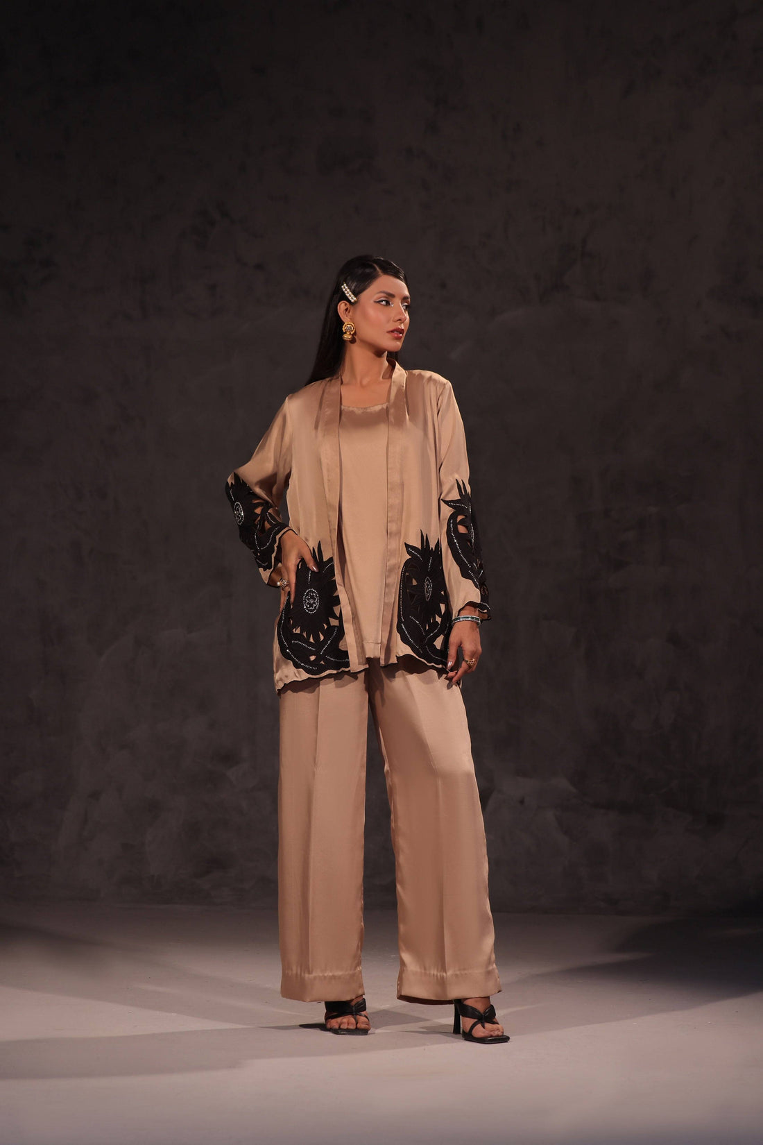Mona Imran | Ezel Eid 25 | Zevira - Pakistani Designer Dress - by Mona Imran | Type: Ladies Clothes - 100% Original at Saira Sultan