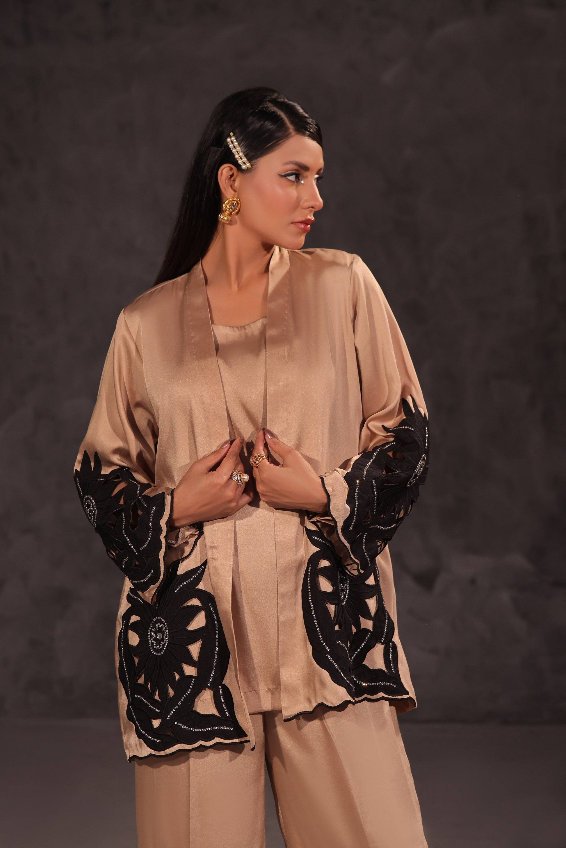 Mona Imran | Ezel Eid 25 | Zevira - Pakistani Designer Dress - by Mona Imran | Type: Ladies Clothes - 100% Original at Saira Sultan