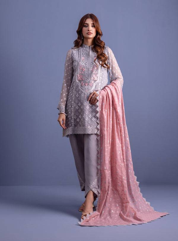 Zainab Chottani | Eid Festive Vol 1 | ROOP - Pakistani Designer Dress - by Zainab Chottani | Type: Luxury - 100% Original at Saira Sultan