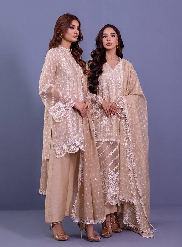 Zainab Chottani | Eid Festive Vol 1 | RANIYA - Pakistani Designer Dress - by Zainab Chottani | Type: Luxury - 100% Original at Saira Sultan