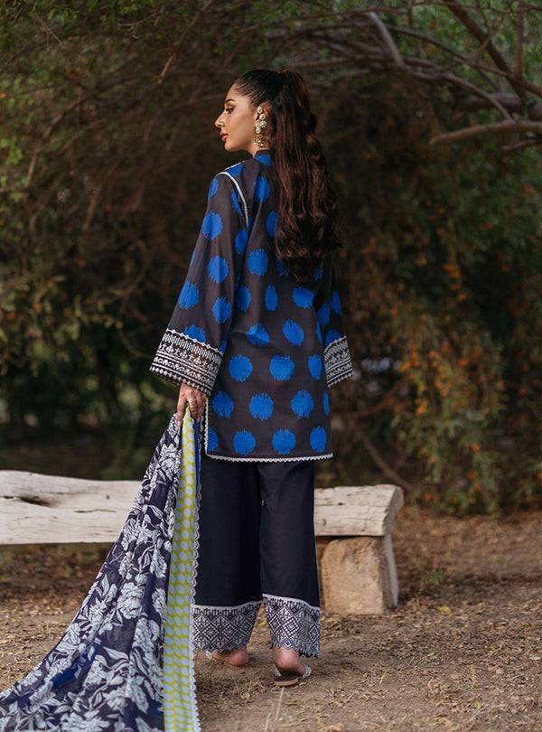 Zainab Chottani | Tahra Lawn 24 | FREYA - D 10B - Pakistani Designer Dress - by Zainab Chottani | Type: Luxury - 100% Original at Saira Sultan