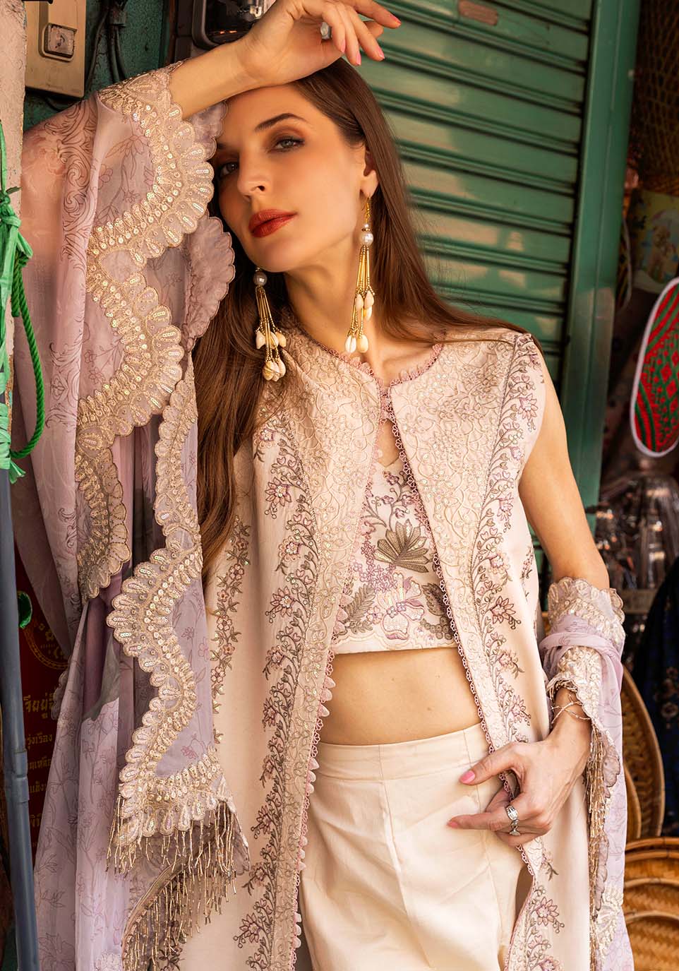Zarqash | Luxury Lawn 25 | ZQLU 002 Ambrose L Ivory Lawn