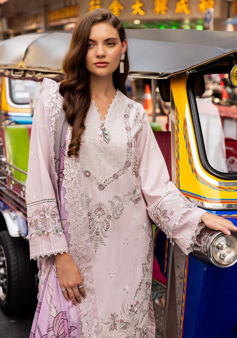 Zarqash | Luxury Lawn 25 | ZQLU 0010 ELSA M Pastel Pink Lawn