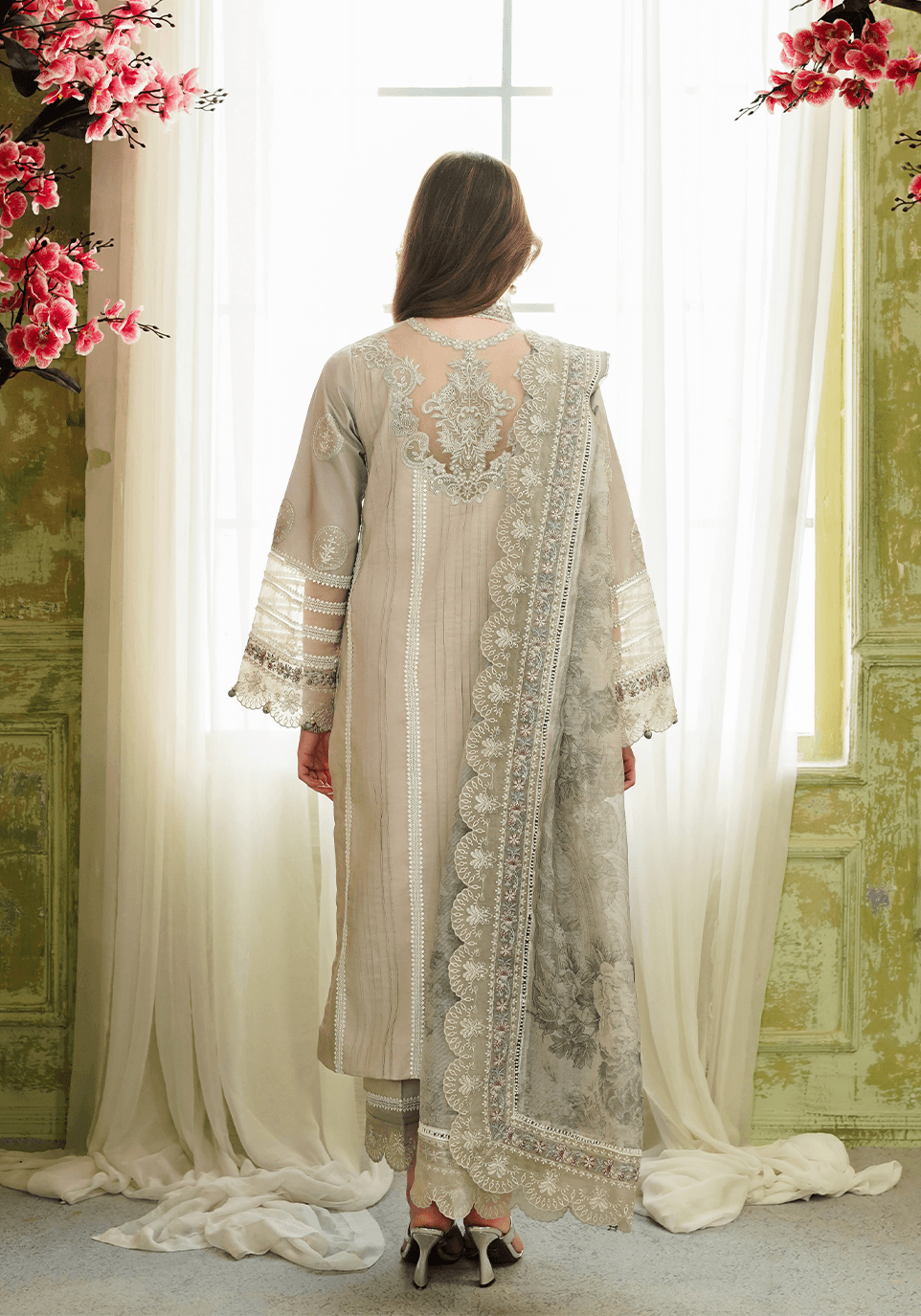 Zarqash | Tresor Luxury Lawn 24 | ZQT 002 ROSEMARY - Pakistani Designer Dress - by Zarqash | Type: Luxury - 100% Original at Saira Sultan