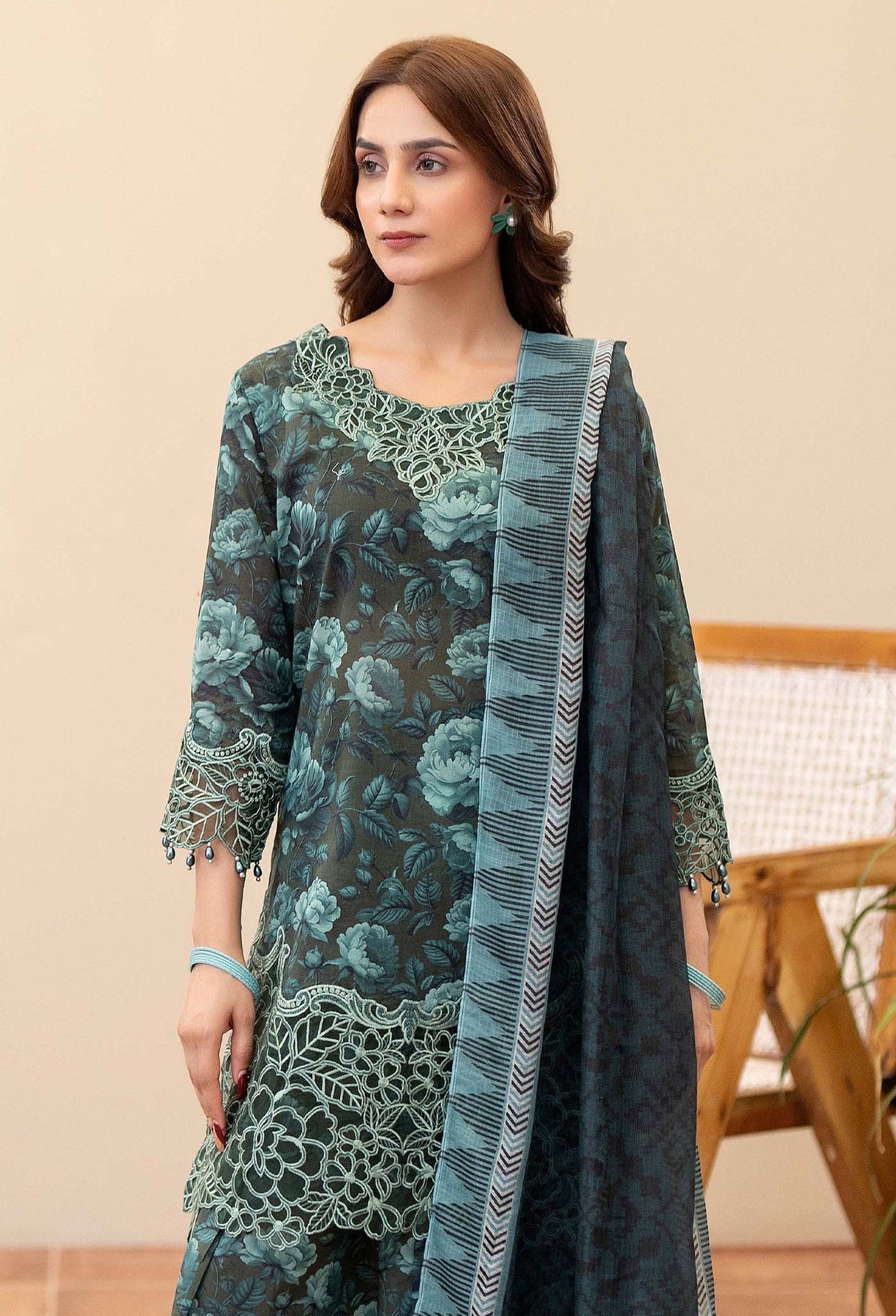 Adans Libas | Prints Eid Edit | 26668 L Mid Green Lawn