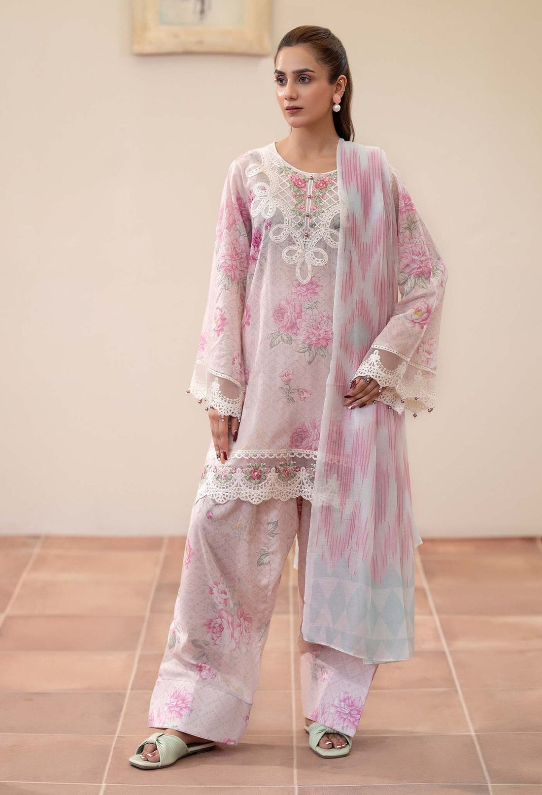 Adans Libas | Prints Eid Edit | 26681 XS Lilac Lawn