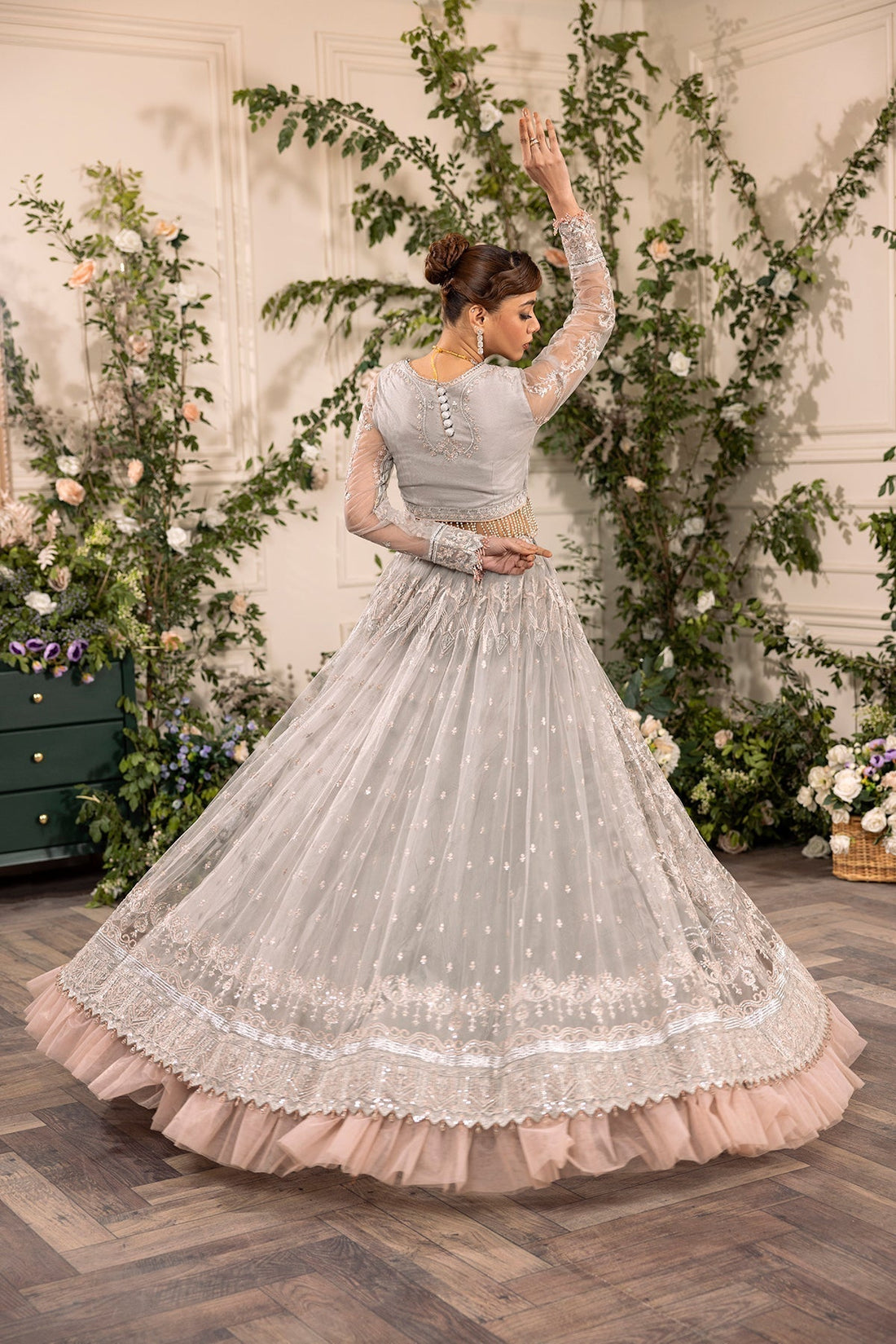 House of Nawab | Azalea Luxury Formals | FARSHI - Pakistani Designer Dress - by House of Nawab | Type: Formal - 100% Original at Saira Sultan