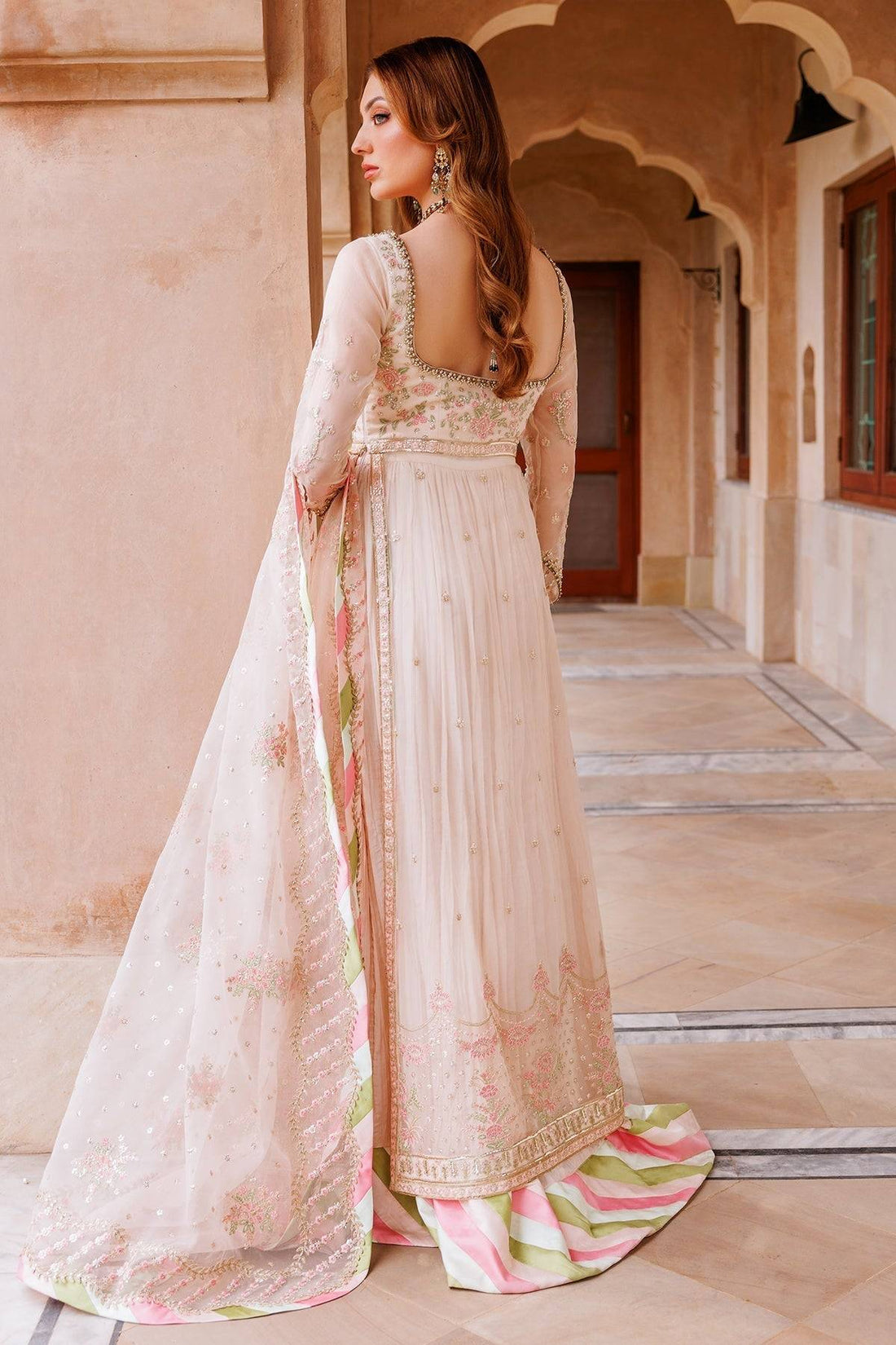 Mina Kashif | Shahbano Luxury Pret 24 | Jazmin - Pakistani Designer Dress - by Mina Kashif | Type: Luxury - 100% Original at Saira Sultan