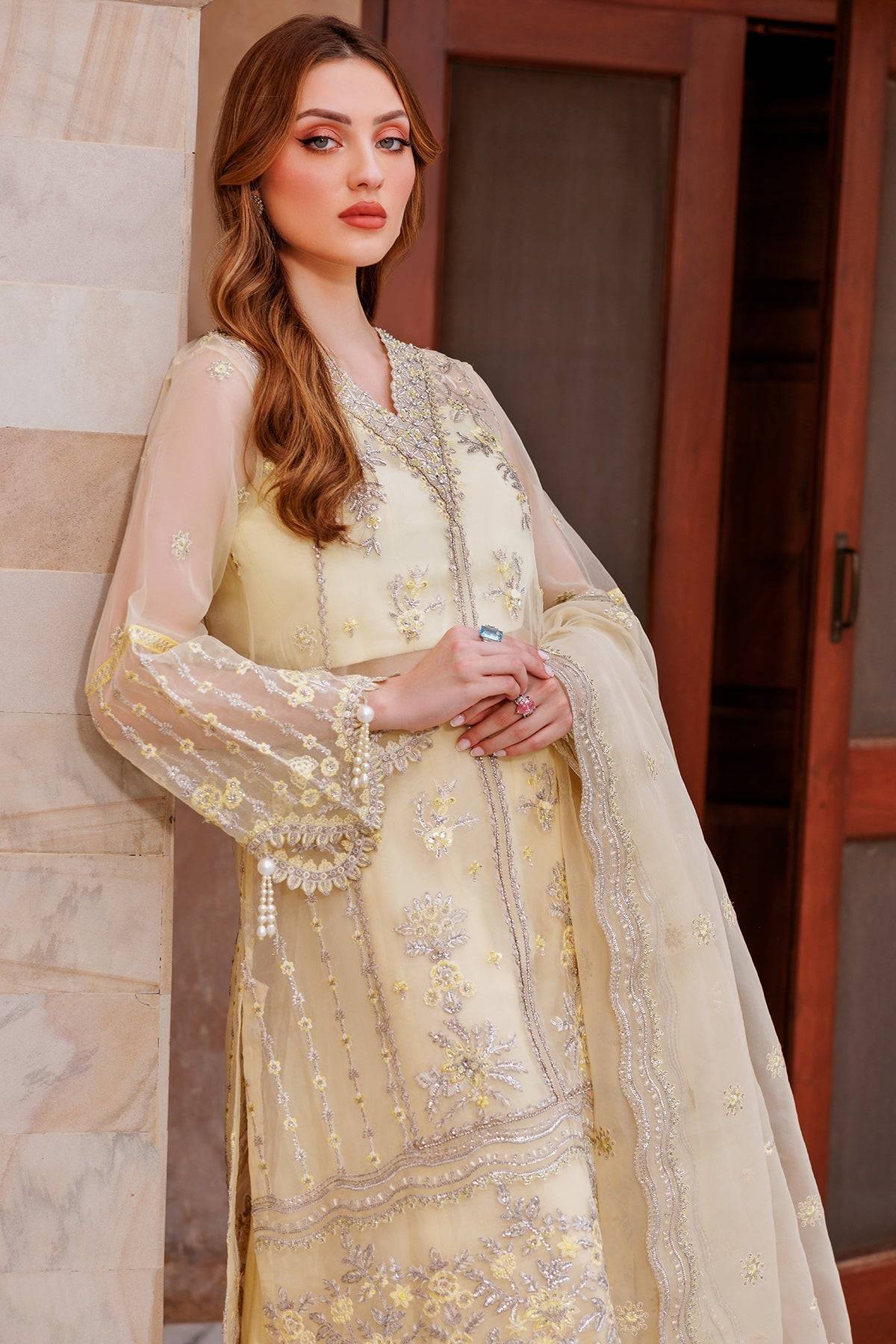 Mina Kashif | Shahbano Luxury Pret 24 | Reem - Pakistani Designer Dress - by Mina Kashif | Type: Luxury - 100% Original at Saira Sultan