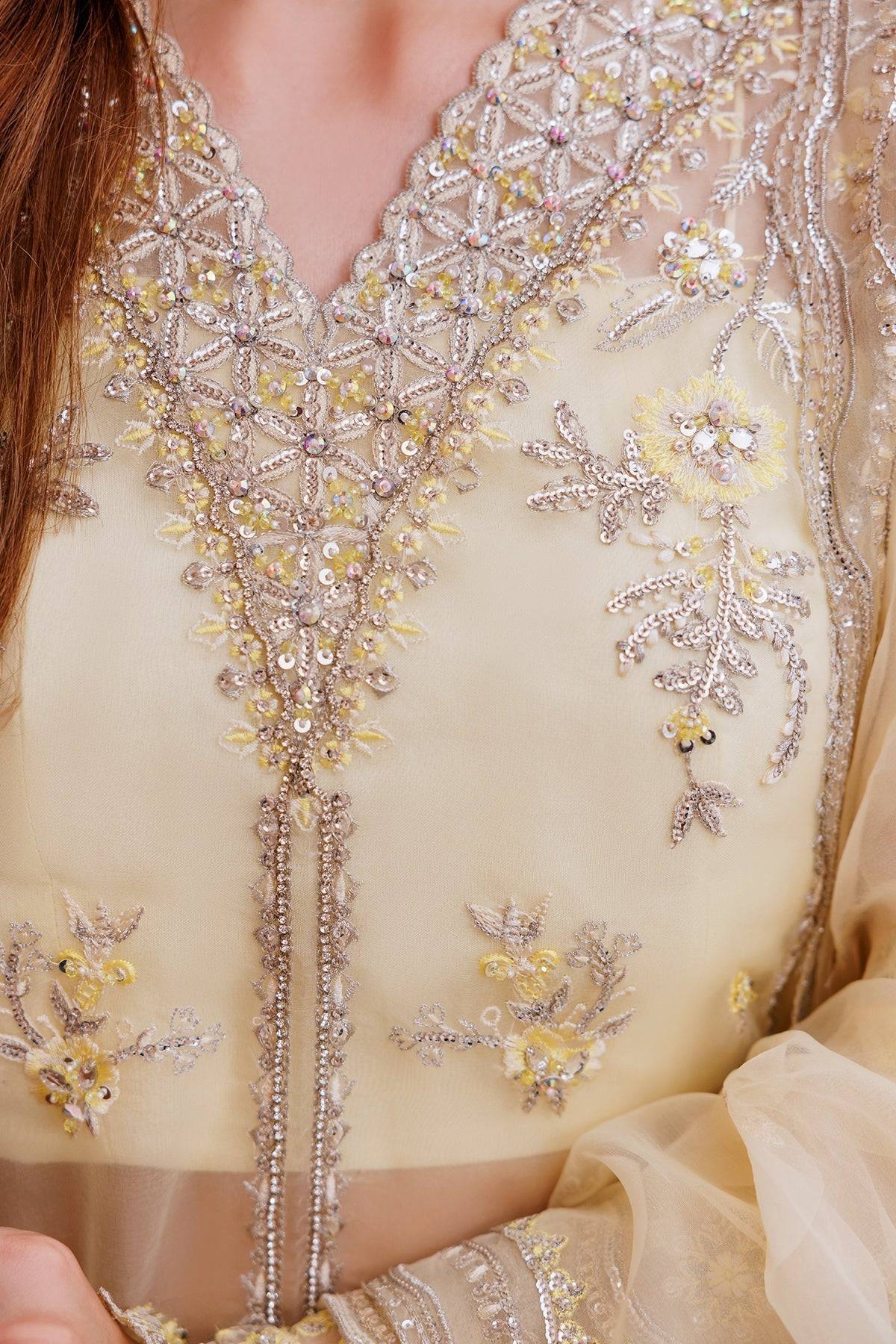 Mina Kashif | Shahbano Luxury Pret 24 | Reem - Pakistani Designer Dress - by Mina Kashif | Type: Luxury - 100% Original at Saira Sultan