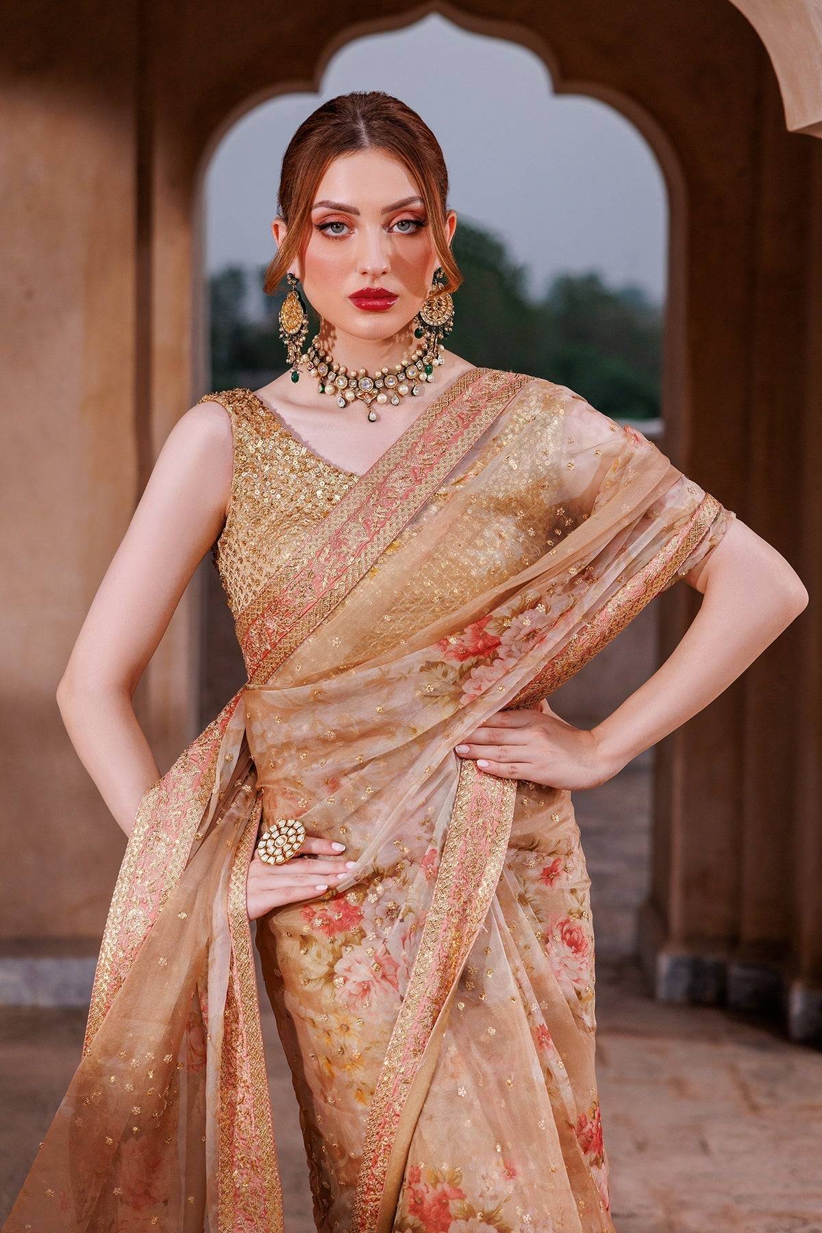 Mina Kashif | Shahbano Luxury Pret 24 | Zymal - Pakistani Designer Dress - by Mina Kashif | Type: Luxury - 100% Original at Saira Sultan