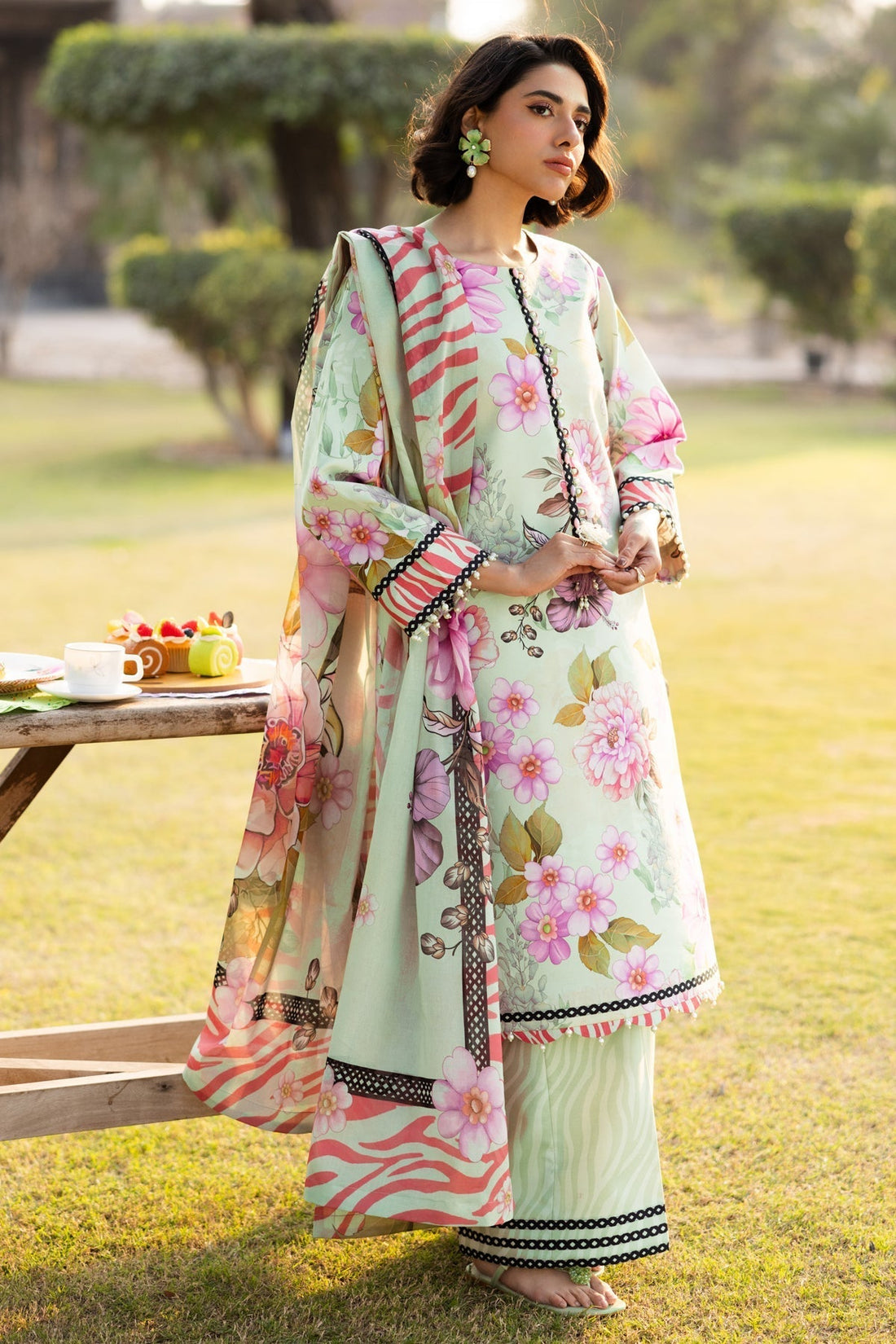 Alizeh | Sheen Lawn Prints 25 | AF-PL-6034-Cleo XS Mint Green Lawn