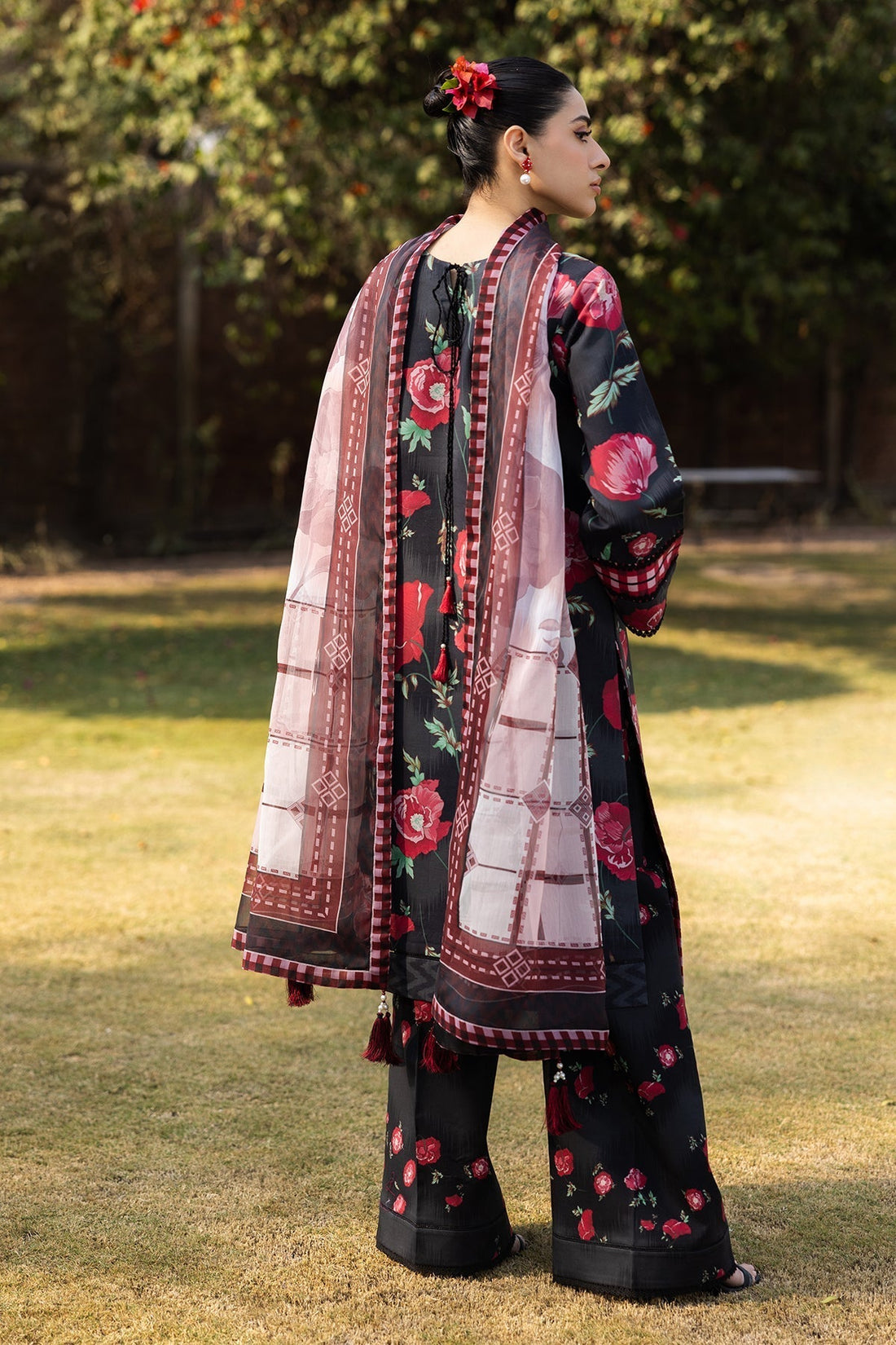 Alizeh | Sheen Lawn Prints 25 | AF-PL-6032-Somber XS Black Lawn