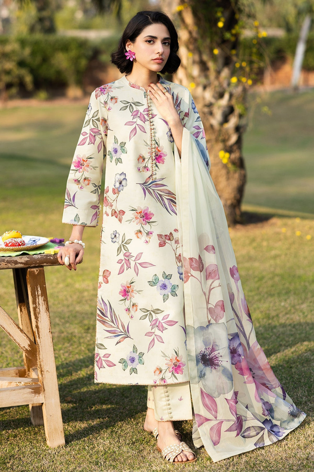 Alizeh | Sheen Lawn Prints 25 | AF-PL-6029-Minday XS Off White Lawn