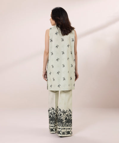 Sapphire | Eid Collection | D119 - Pakistani Designer Dress - by Sapphire | Type: Luxury - 100% Original at Saira Sultan