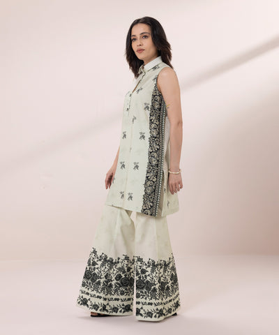 Sapphire | Eid Collection | D119 - Pakistani Designer Dress - by Sapphire | Type: Luxury - 100% Original at Saira Sultan