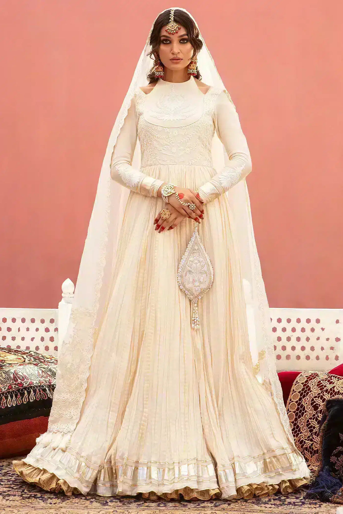 Nilofer Shahid | Nur e Subh Formals | Ishq-e-Noor - Pakistani Designer Dress - by Nilofer Shahid | Type: Formal - 100% Original at Saira Sultan
