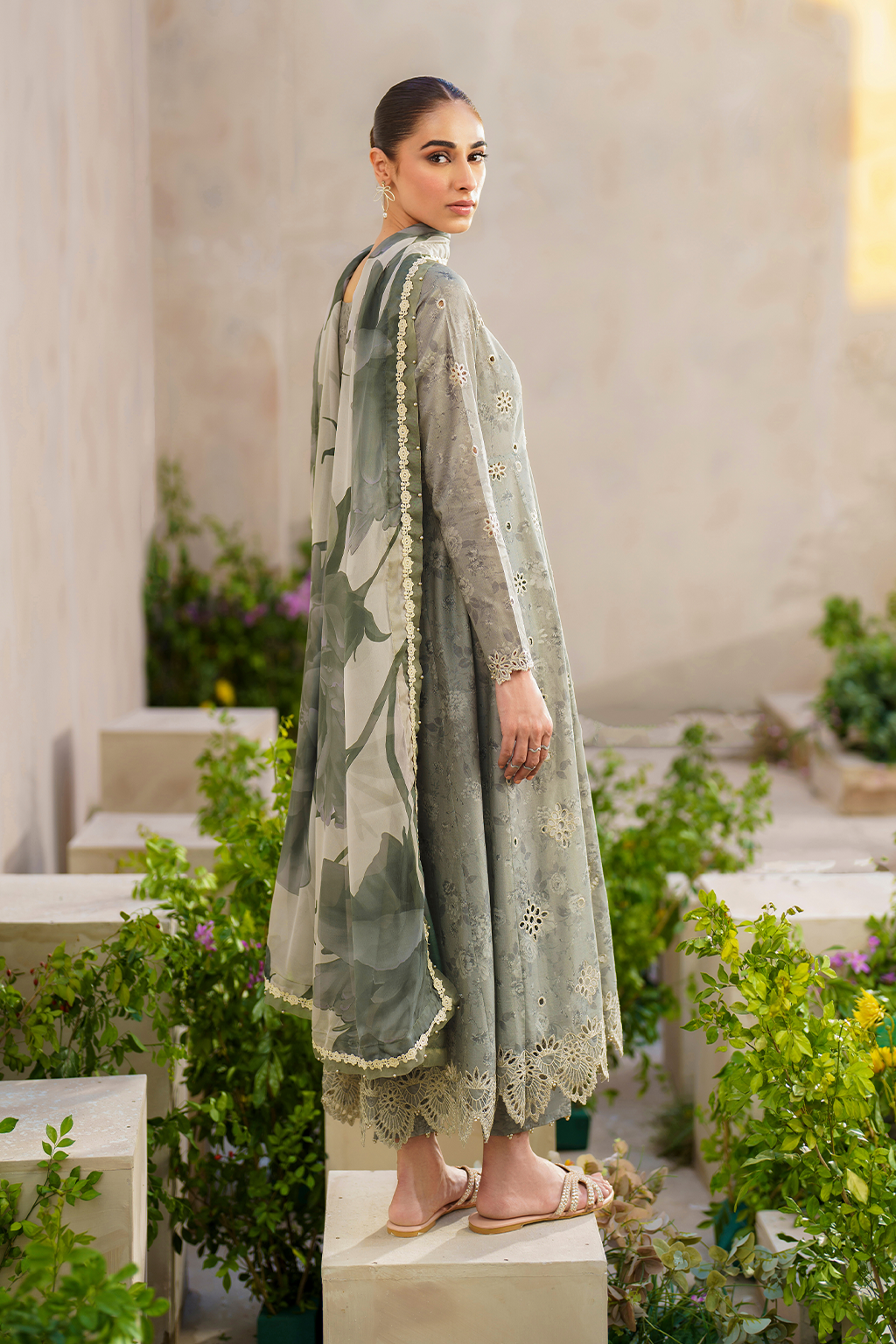 Iznik | Festive lawn 24 | SFL-10 -  Iznik Luxury -  Saira Sultan