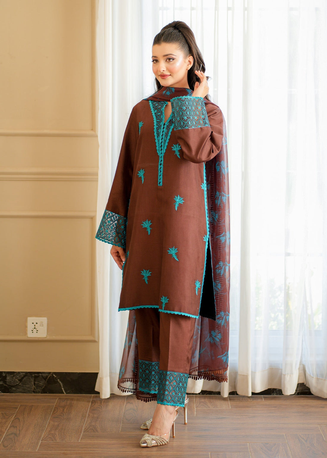 Fozia Khalid | Silk Spire | COCOA XS Brown Raw Silk