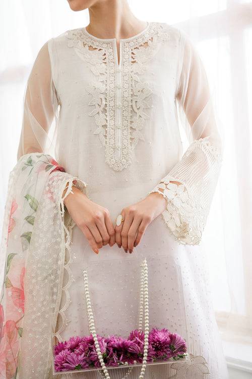 Baroque | Luxury Pret 24 | UF-526 - Pakistani Designer Dress - by Baroque | Type: Luxury - 100% Original at Saira Sultan