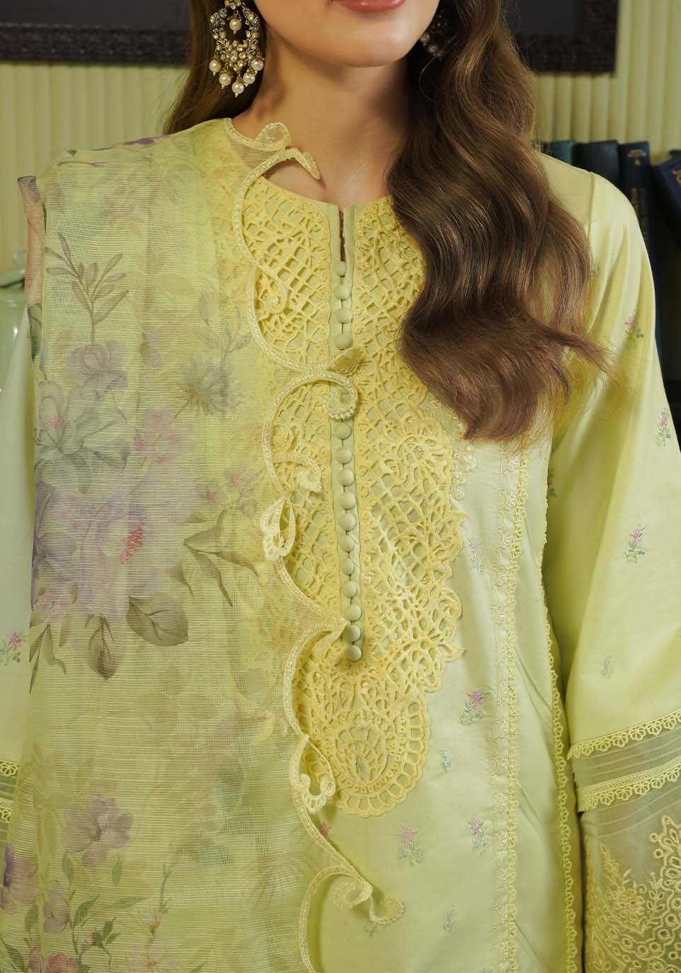 Zarqash | Tresor Luxury Lawn 24 | ZQT 008 PRIMROSE - Pakistani Designer Dress - by Zarqash | Type: Luxury - 100% Original at Saira Sultan