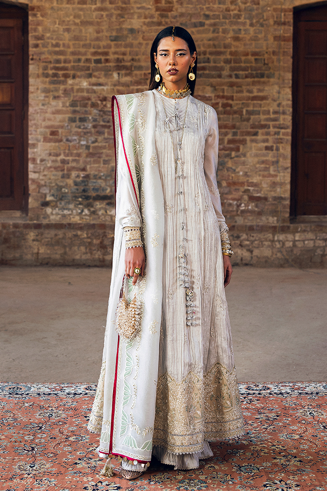 Suffuse | Silk Pret Summer 25 | NEVE XS Silver Silk