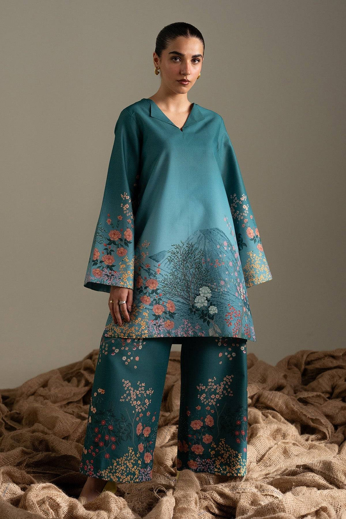 Afrozeh | Coords 25 | Frayed - Pakistani Designer Dress - by Afrozeh - Type : Ladies Clothes - 100% Original at Saira Sultan