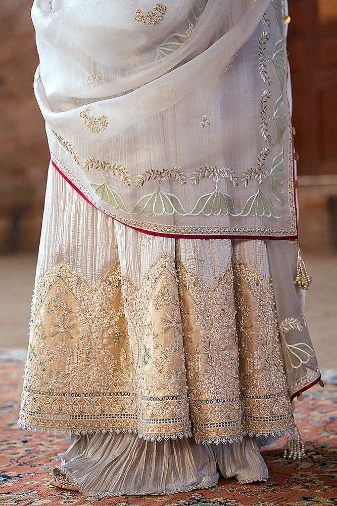 Suffuse | Silk Pret Summer 25 | NEVE XL Silver Silk