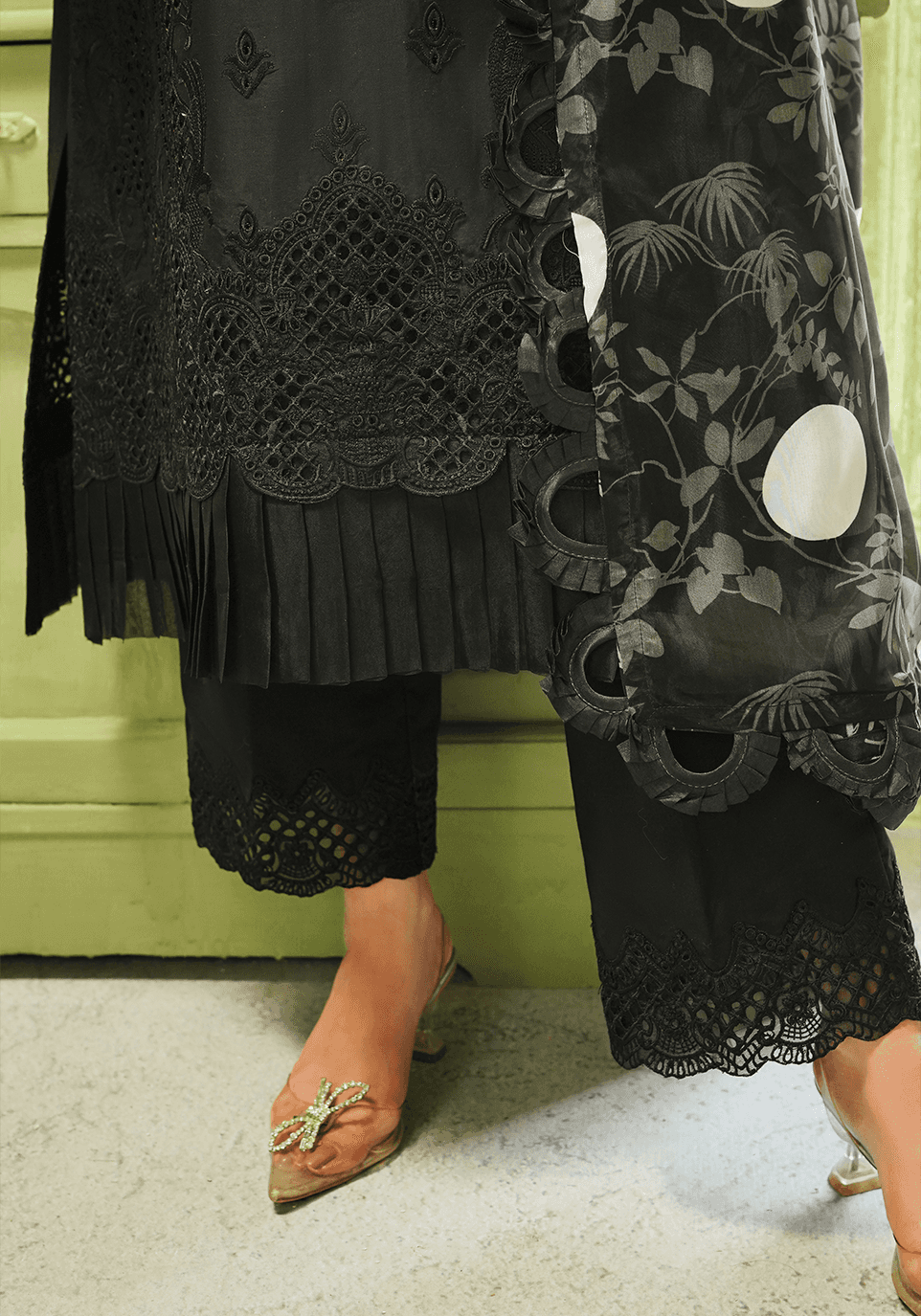 Zarqash | Tresor Luxury Lawn 24 | ZQT 005 MIDNIGHT - Pakistani Designer Dress - by Zarqash | Type: Luxury - 100% Original at Saira Sultan