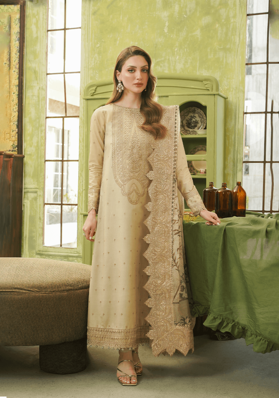 Zarqash | Tresor Luxury Lawn 24 | ZQT 0010 ALISA - Pakistani Designer Dress - by Zarqash | Type: Luxury - 100% Original at Saira Sultan