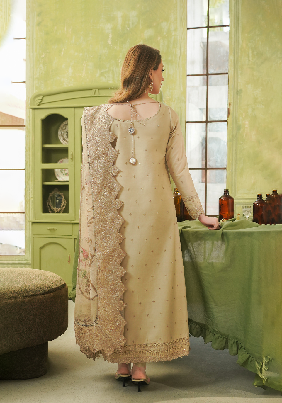 Zarqash | Tresor Luxury Lawn 24 | ZQT 0010 ALISA - Pakistani Designer Dress - by Zarqash | Type: Luxury - 100% Original at Saira Sultan