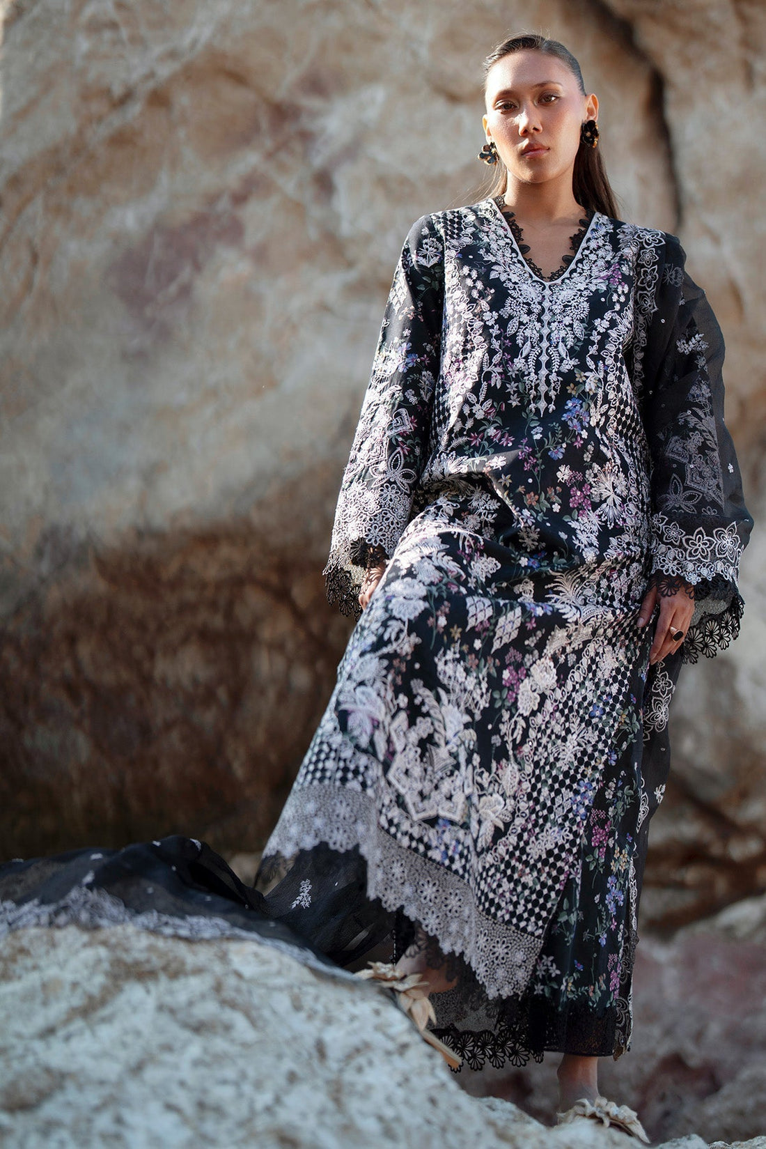 Afrozeh | Summer Together 25 | Saffron Jasper XS Black Lawn