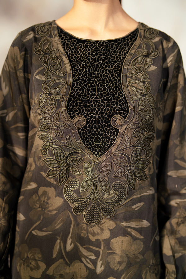 Baroque | Luxury Pret 24 | UF-4030 M Black Khaddar