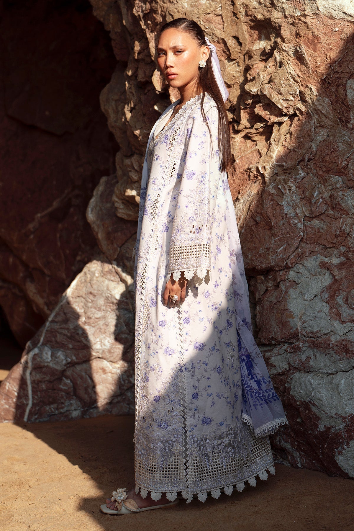 Afrozeh | Summer Together 25 | Zircon M White Lawn