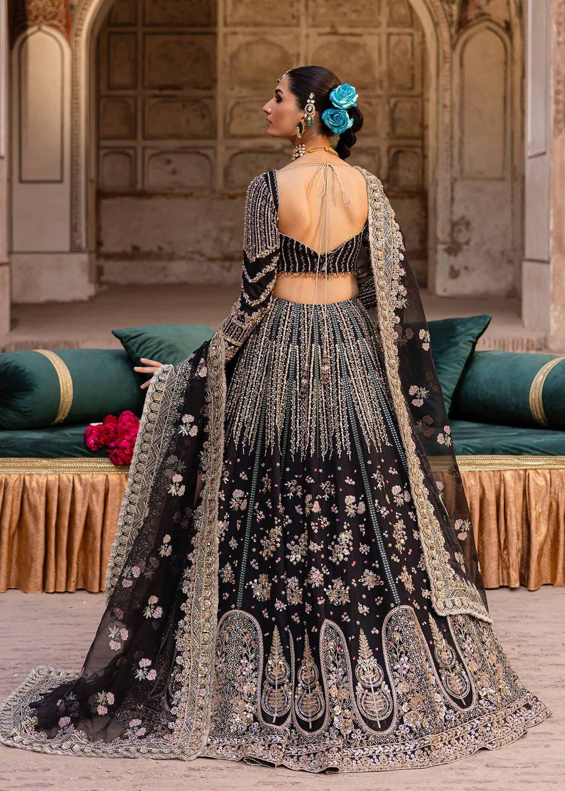 Akbar Aslam | Dastaan Luxury Formals | Nehaab XS Black Silk