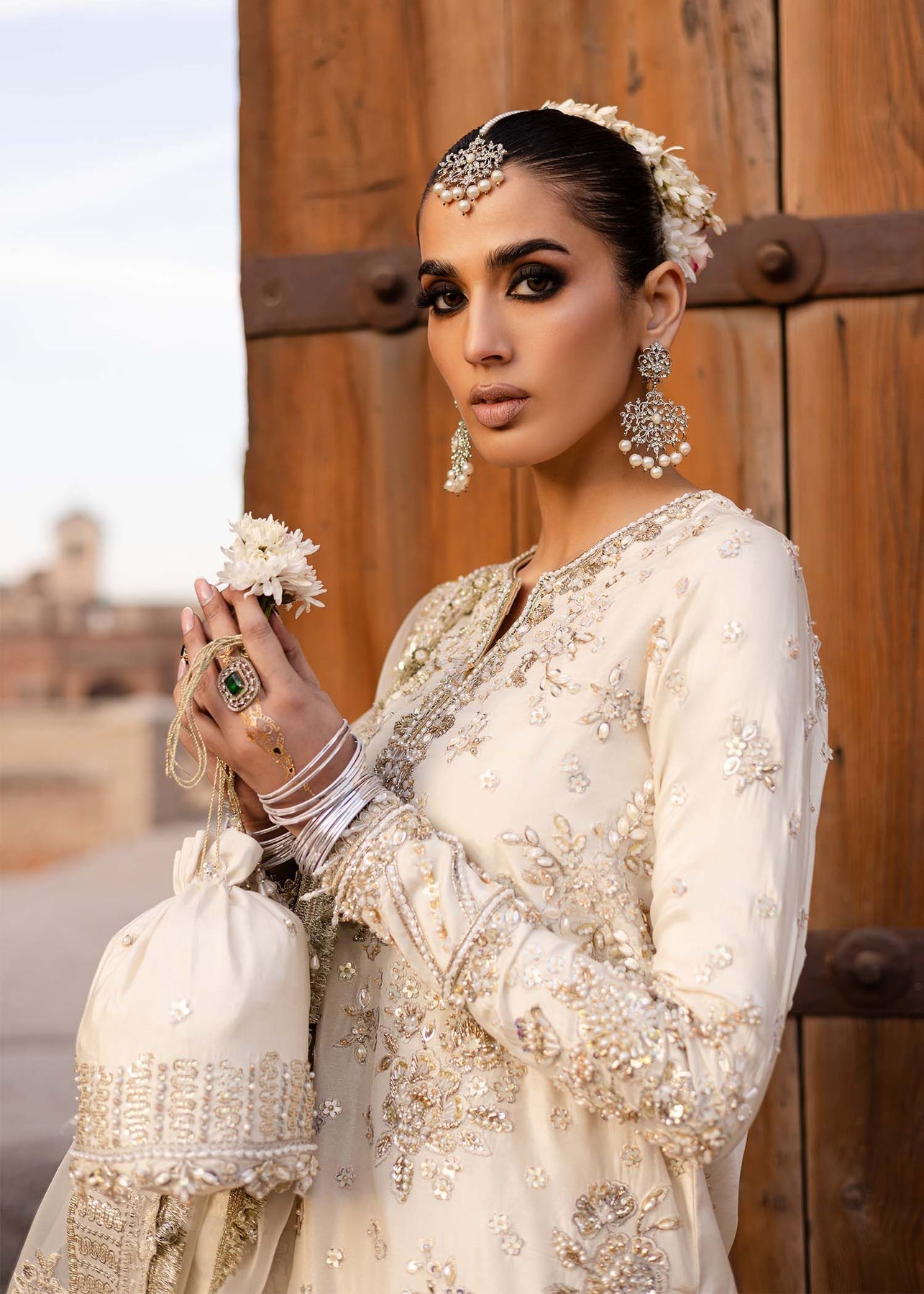 Akbar Aslam | Dastaan Luxury Formals | Roshaneh M Off White Silk