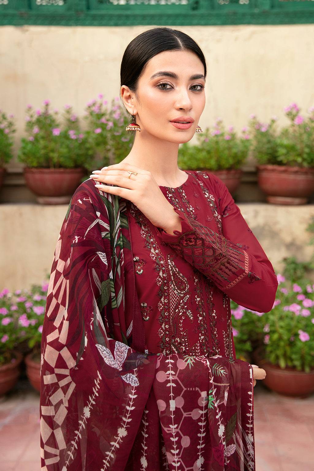 Ramsha | Mashaal Luxury Lawn | L-803 - Pakistani Designer Dress - by Ramsha | Type: Luxury - 100% Original at Saira Sultan