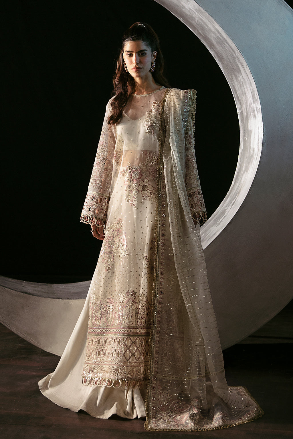 Afrozeh | La Fuchsia Festive 24 | Zeya - Pakistani Designer Dress - by Afrozeh | Type: Formal - 100% Original at Saira Sultan