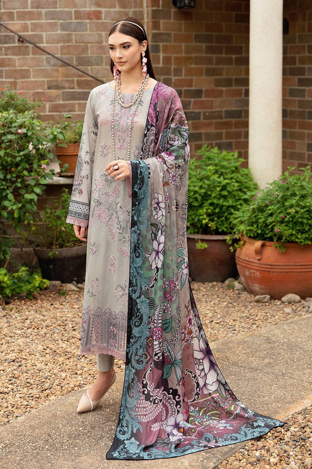 Ramsha | Riwayat Lawn Collection| Y-902 - Pakistani Designer Dress - by Ramsha | Type: Luxury - 100% Original at Saira Sultan