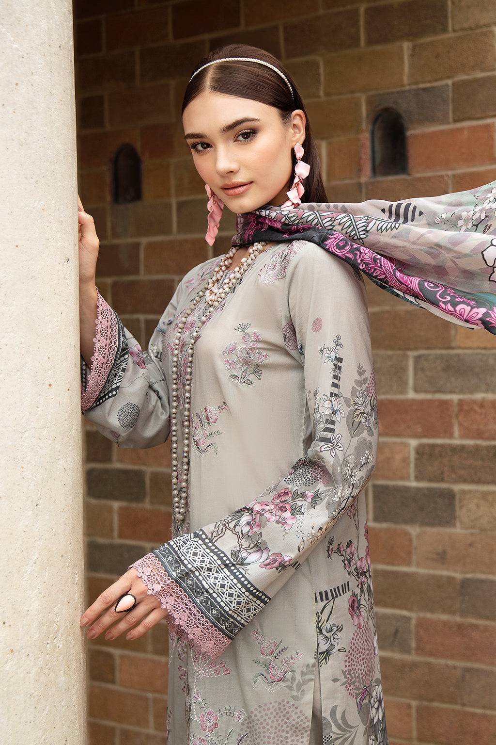 Ramsha | Riwayat Lawn Collection| Y-902 - Pakistani Designer Dress - by Ramsha | Type: Luxury - 100% Original at Saira Sultan