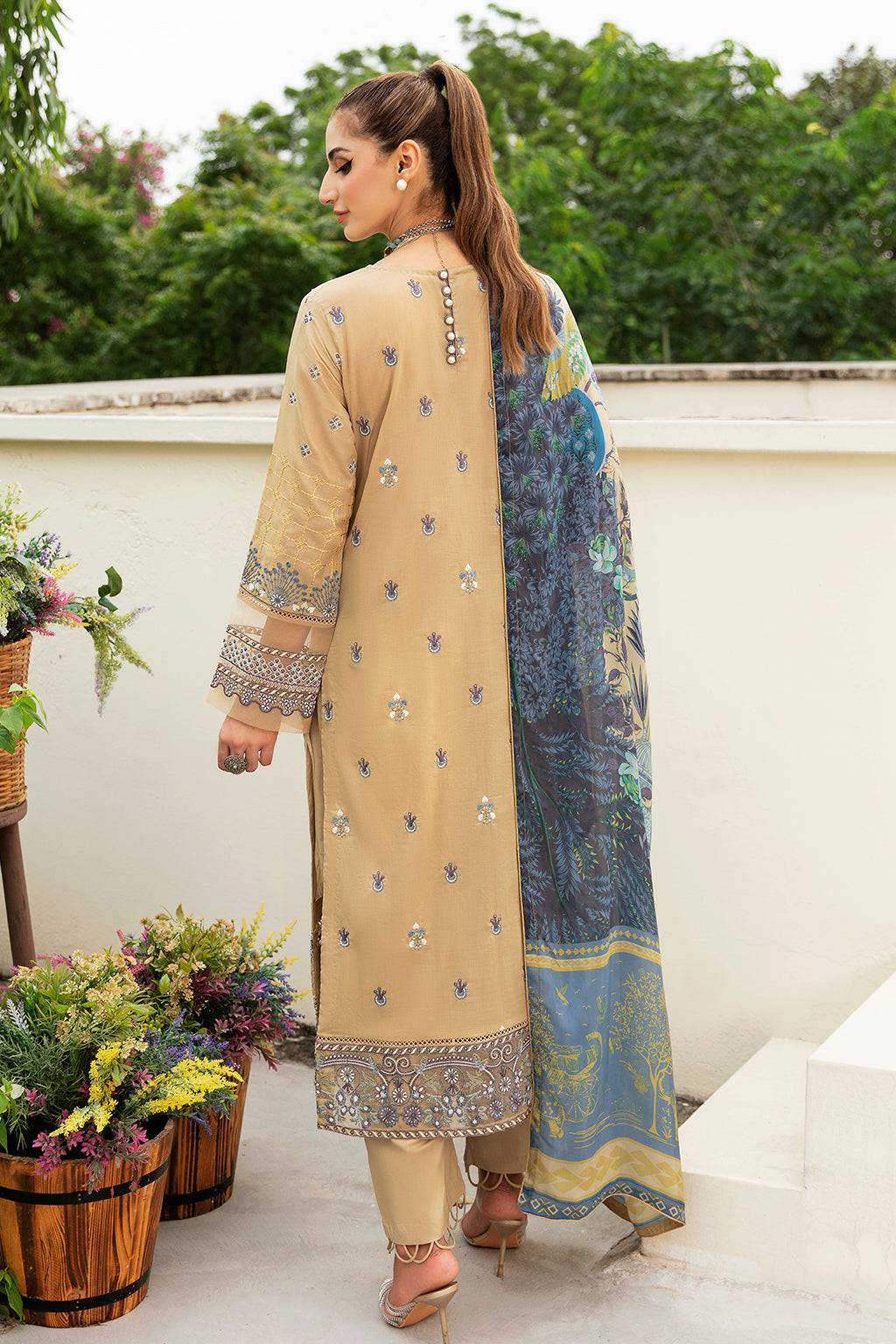 Ramsha | Riwayat Lawn Collection| Y-802 - Pakistani Designer Dress - by Ramsha | Type: Luxury - 100% Original at Saira Sultan