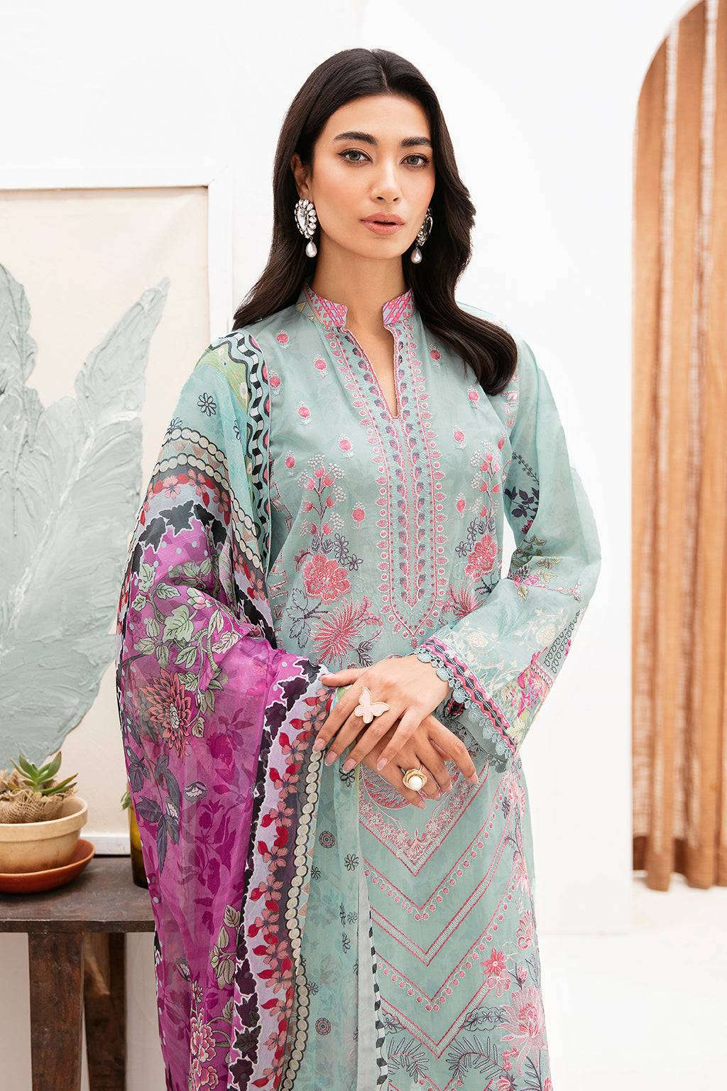 Ramsha | Mashaal Luxury Lawn | L-1110 - Pakistani Designer Dress - by Ramsha | Type: Luxury - 100% Original at Saira Sultan