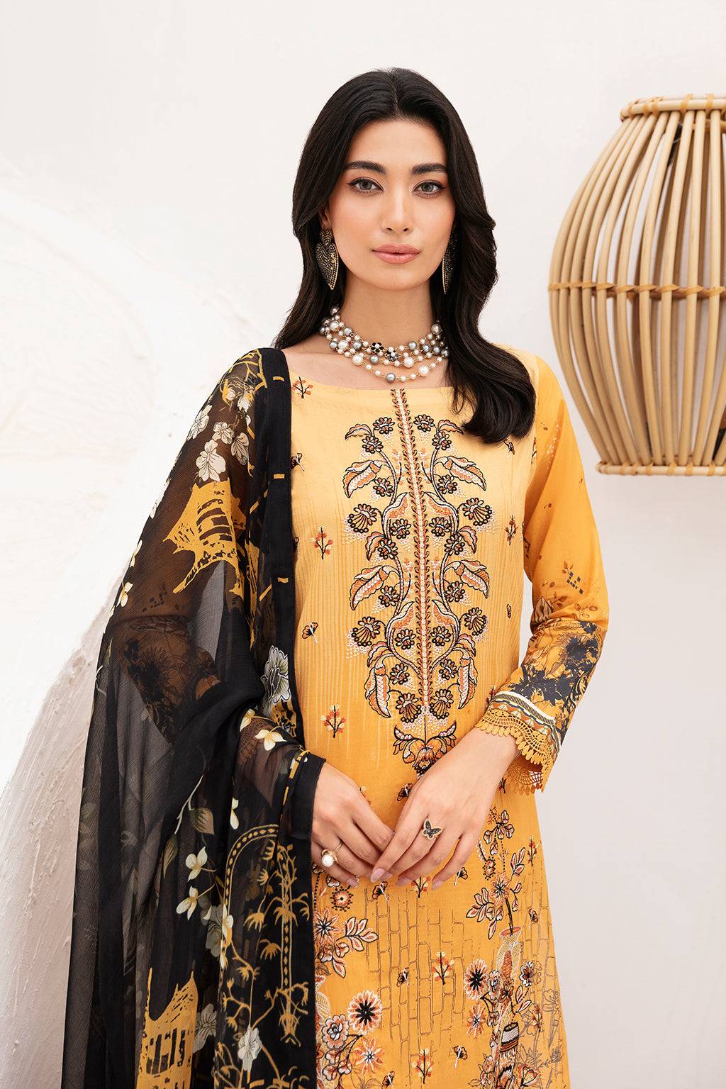 Ramsha | Mashaal Luxury Lawn | L-1111 - Pakistani Designer Dress - by Ramsha | Type: Luxury - 100% Original at Saira Sultan