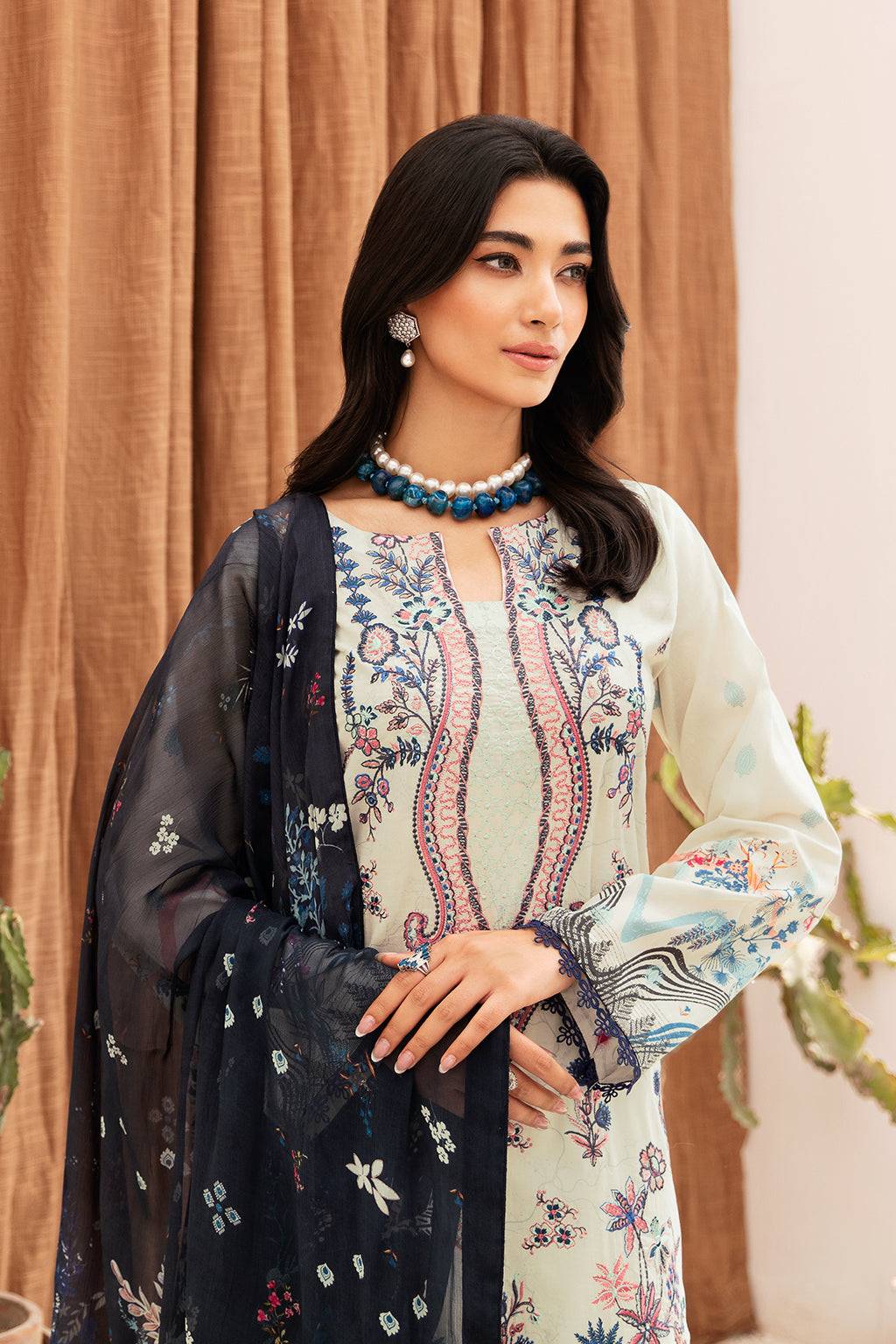 Ramsha | Mashaal Luxury Lawn | L-1107 - Pakistani Designer Dress - by Ramsha | Type: Luxury - 100% Original at Saira Sultan