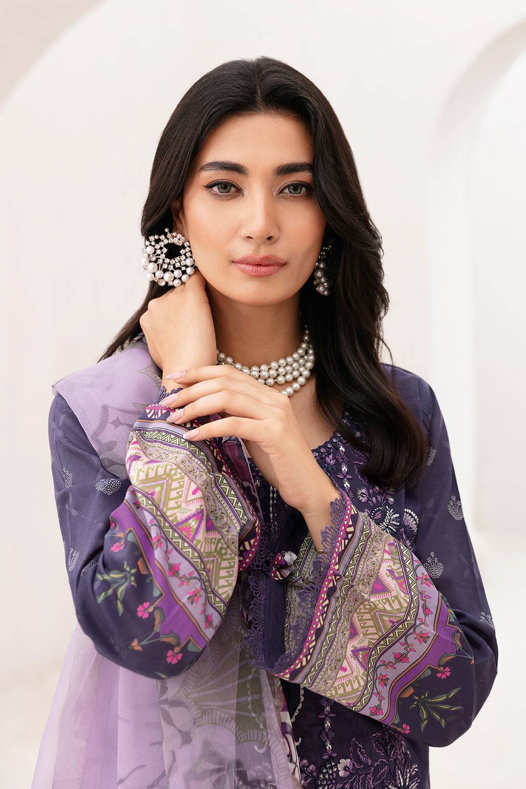 Ramsha | Mashaal Luxury Lawn | L-1105 - Pakistani Designer Dress - by Ramsha | Type: Luxury - 100% Original at Saira Sultan
