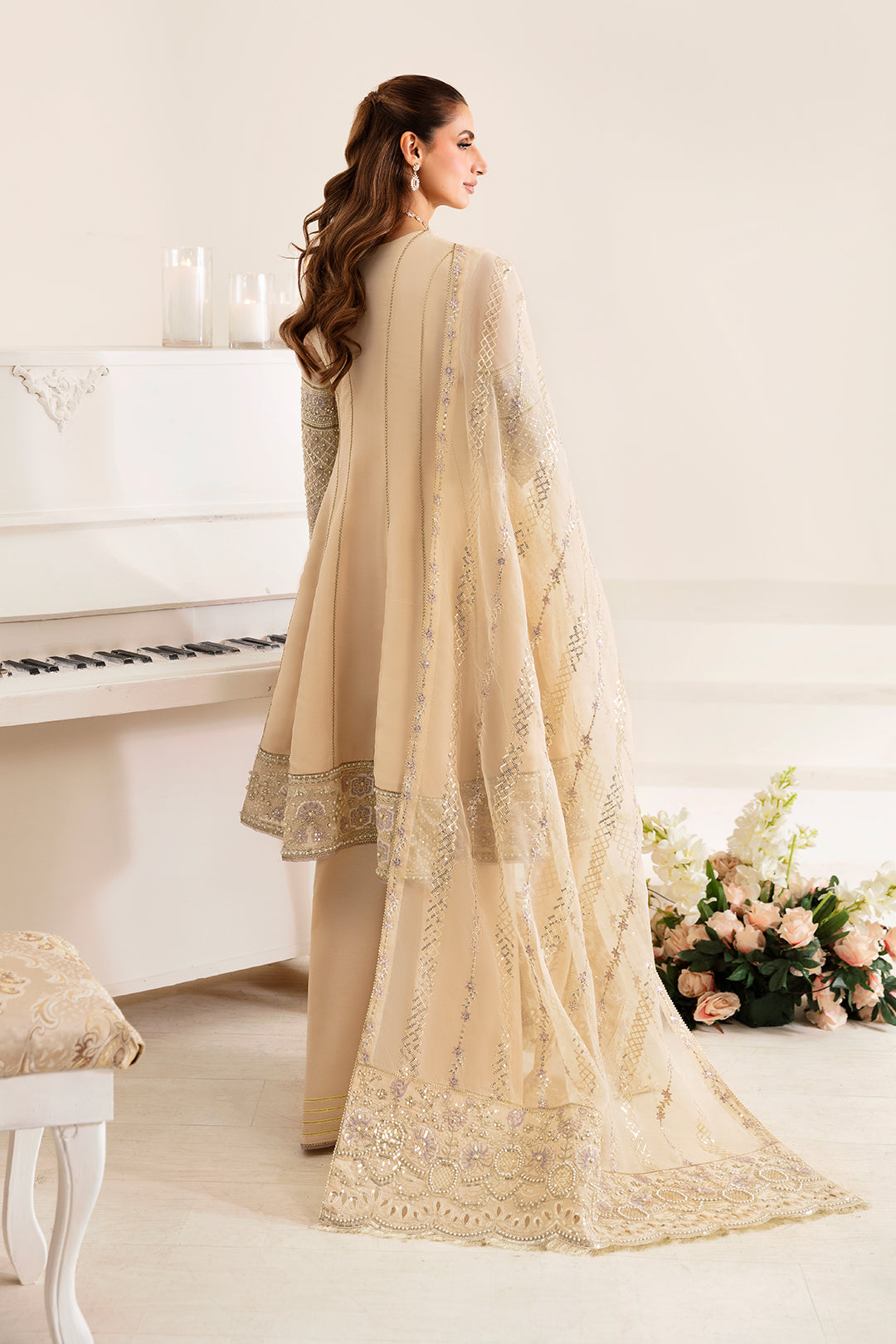 Alizeh | Reena Wedding Edits | AF-HM-4011-DENIS - Pakistani Designer Dress - by Alizeh | Type: Formal - 100% Original at Saira Sultan