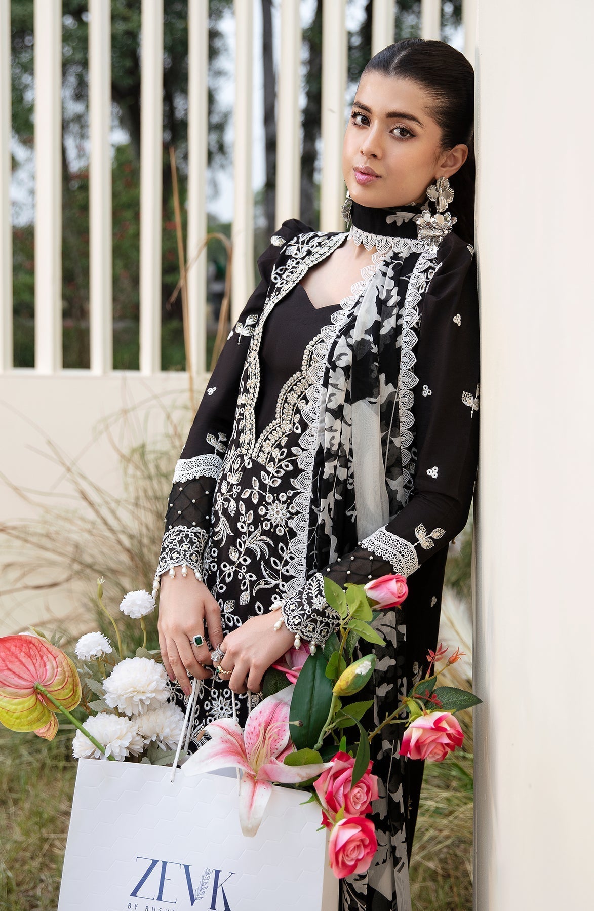 Zevk | Flora Festive Lawn | DUSK XL