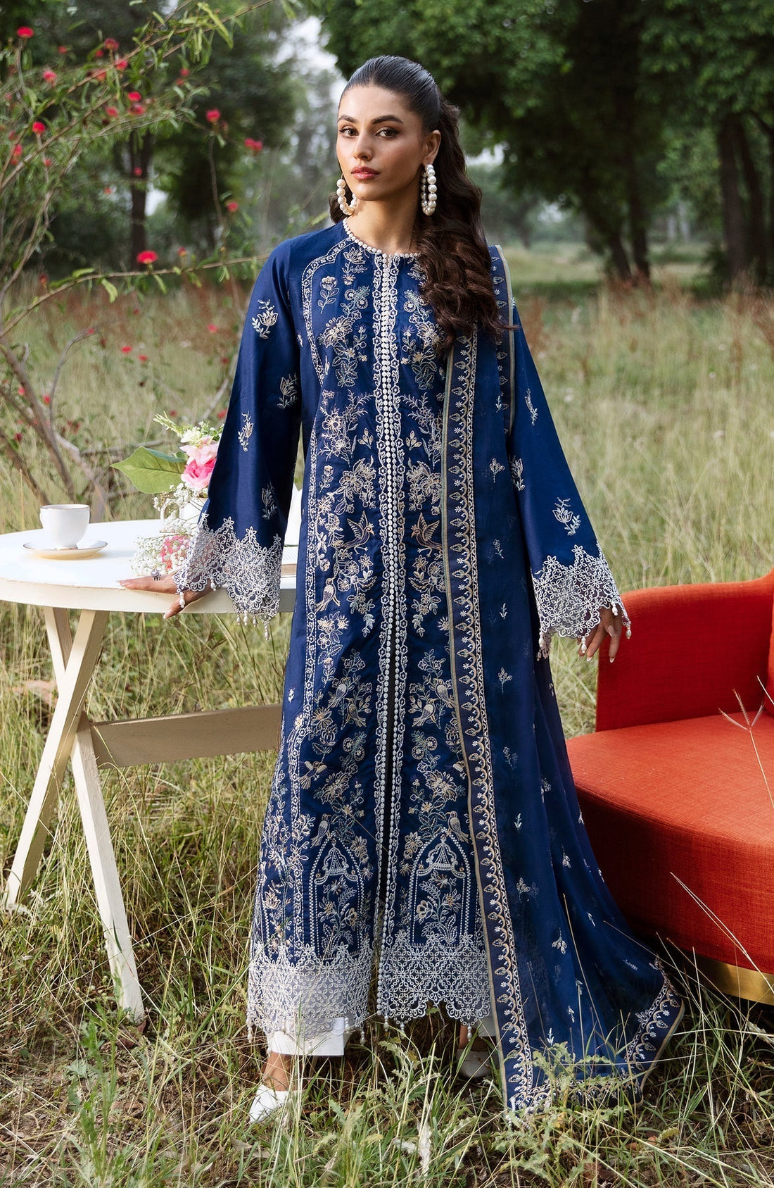 Zevk | Flora Festive Lawn | DAISY XS
