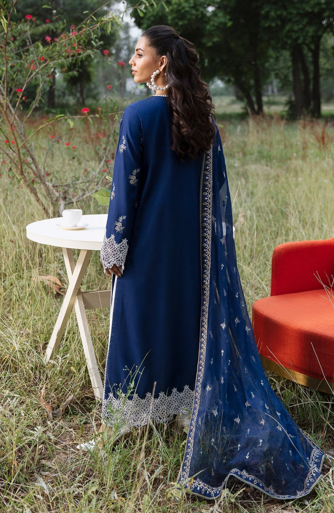 Zevk | Flora Festive Lawn | DAISY XS