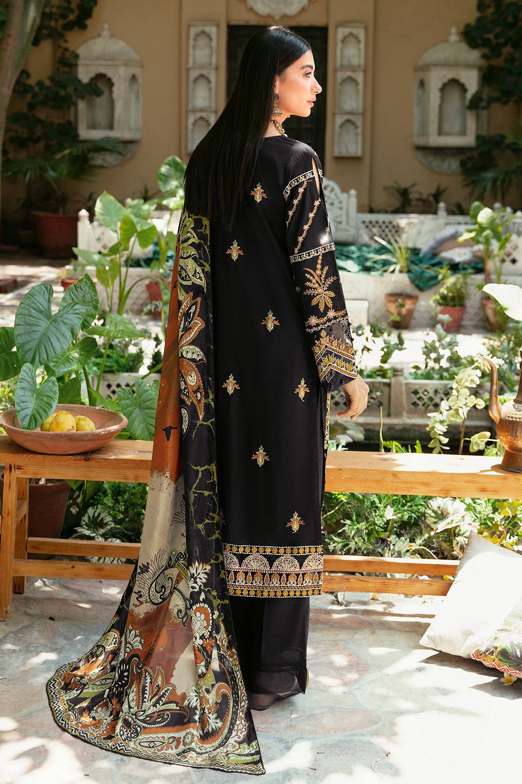 Ramsha | Mashaal Luxury Lawn | L-805 - Pakistani Designer Dress - by Ramsha | Type: Luxury - 100% Original at Saira Sultan